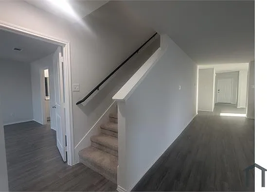 1704 Dwelling Pl — Photo 8