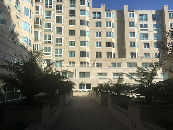 240 Lombard St San Francisco, CA, 94111 Apartments for