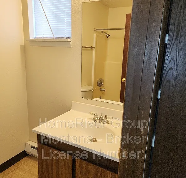 2121 S 4th St W #C — Photo 13