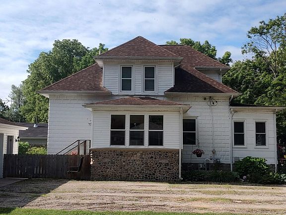 4th image of 426 S Webster St