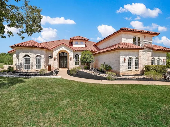 1001 Wesley Ridge Dr, Spicewood, TX 78669