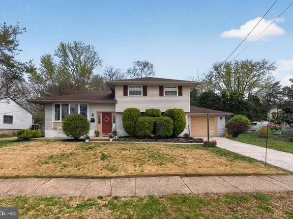 16 Albert Rd, Glendora, NJ 08029