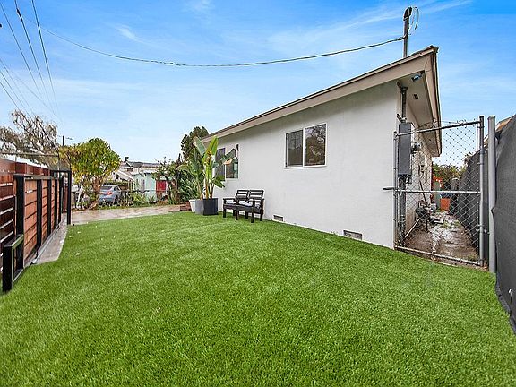 3rd image of 1932 W Avenue 30