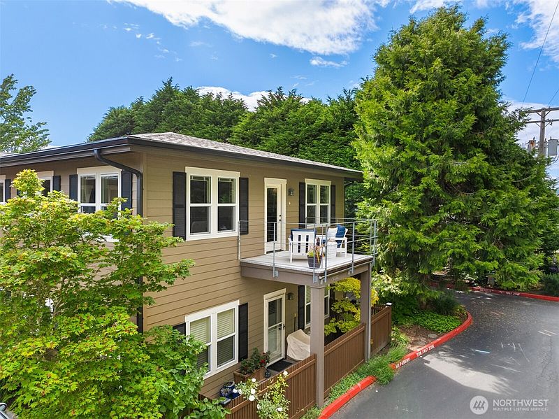 2nd image of 9551 NE South Beach Drive #3H