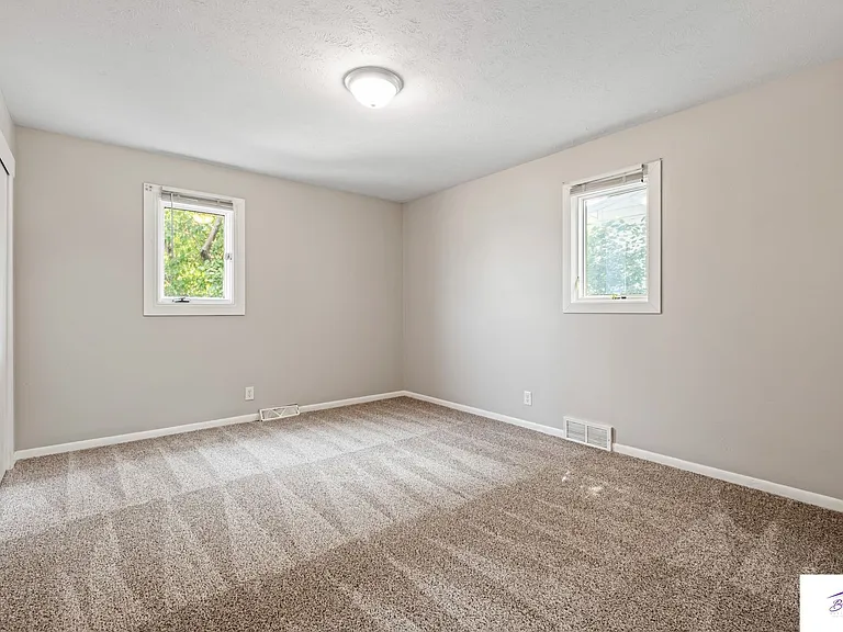 3012 Menke Cir — Photo 11