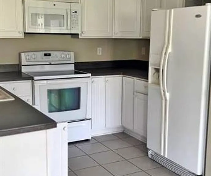 145 Pickett Creek Ln — Photo 5