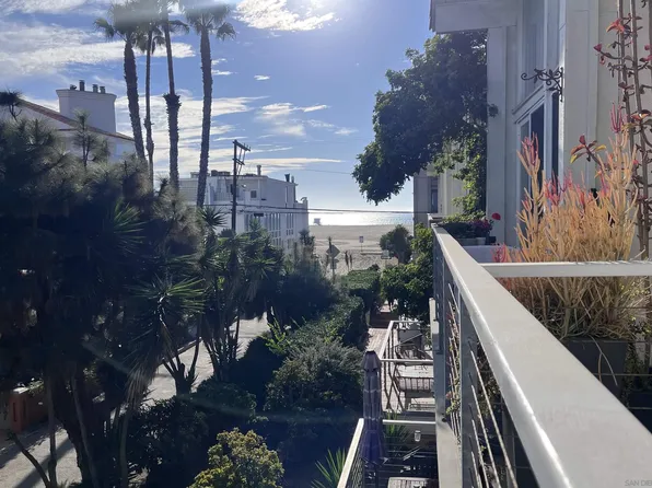 25 Spinnaker St APT 12, Venice, CA 90292