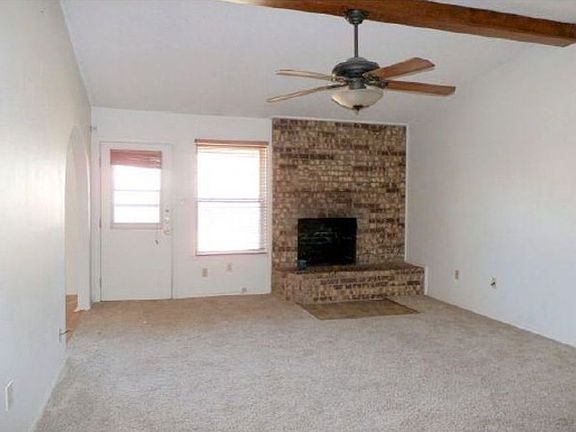 Additional Living Room