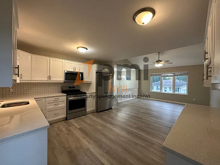 219 Sandalwood Dr — Photo 6