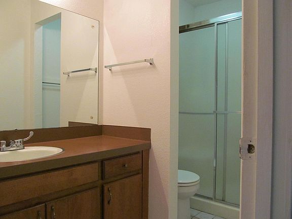 2nd image of 3618 Club Estates Dr