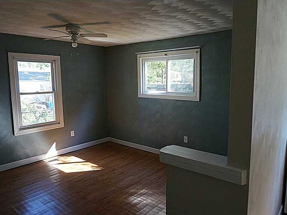 5th image of 1009 Jewell Ave