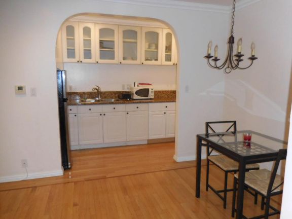 2nd image of 1837 Glendon Ave APT 9