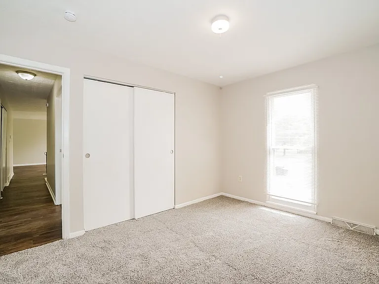 713 Hubbard Rd — Photo 14