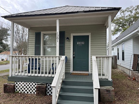 3rd image of 1301 N 8th Ave