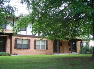 201 N Service Rd APT A, Saint Peters, MO 63376