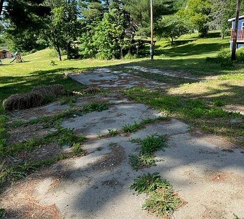 2nd image of 29 Dickerson Ln
