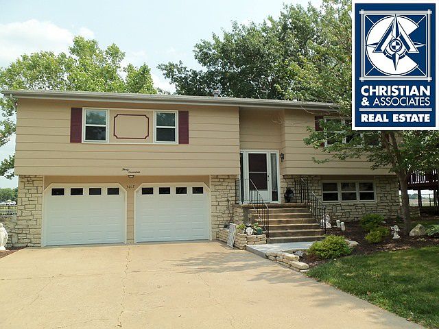 1st image of 3017 Arbor Dr