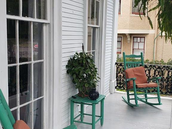 3rd image of 1439 Louisiana Ave APT A