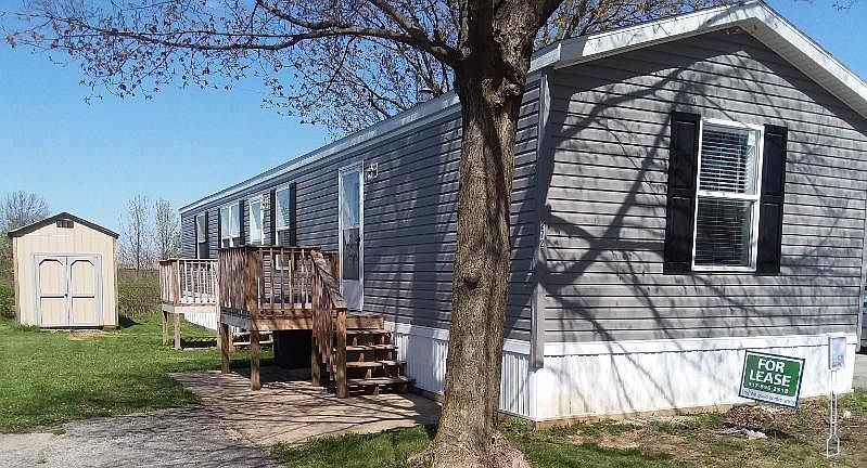 1st image of 272 West Dr