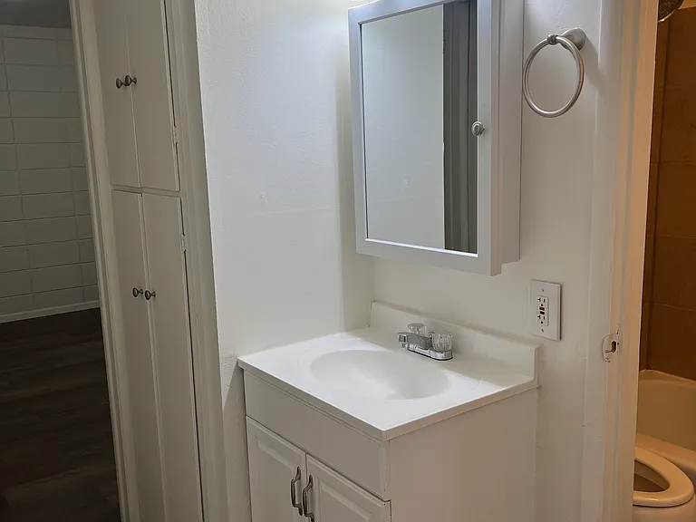 174 N Canyon Rd #1 — Photo 8