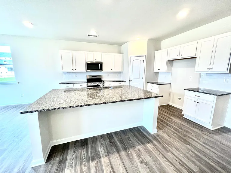 5010 Markfield Ln — Photo 13