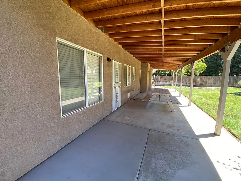 2643 W Oakridge Ave — Photo 37