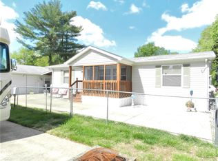 213 Meadowbrook Dr, O Fallon, IL 62269