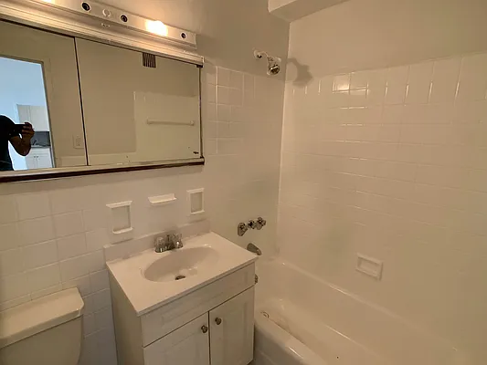 Rented by Highline Residential | media 16