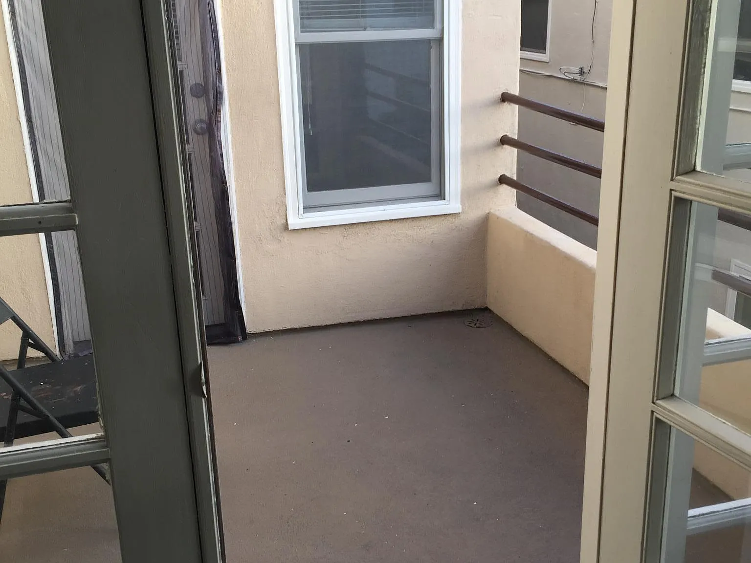 2 bed, 1250 sqft, $5,300 — Photo 3