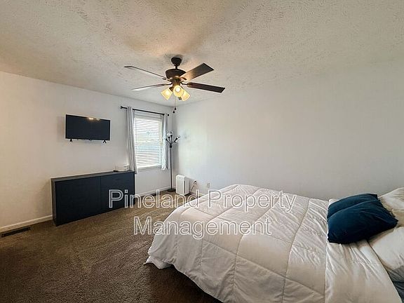2nd image of 815 Zapata Ln
