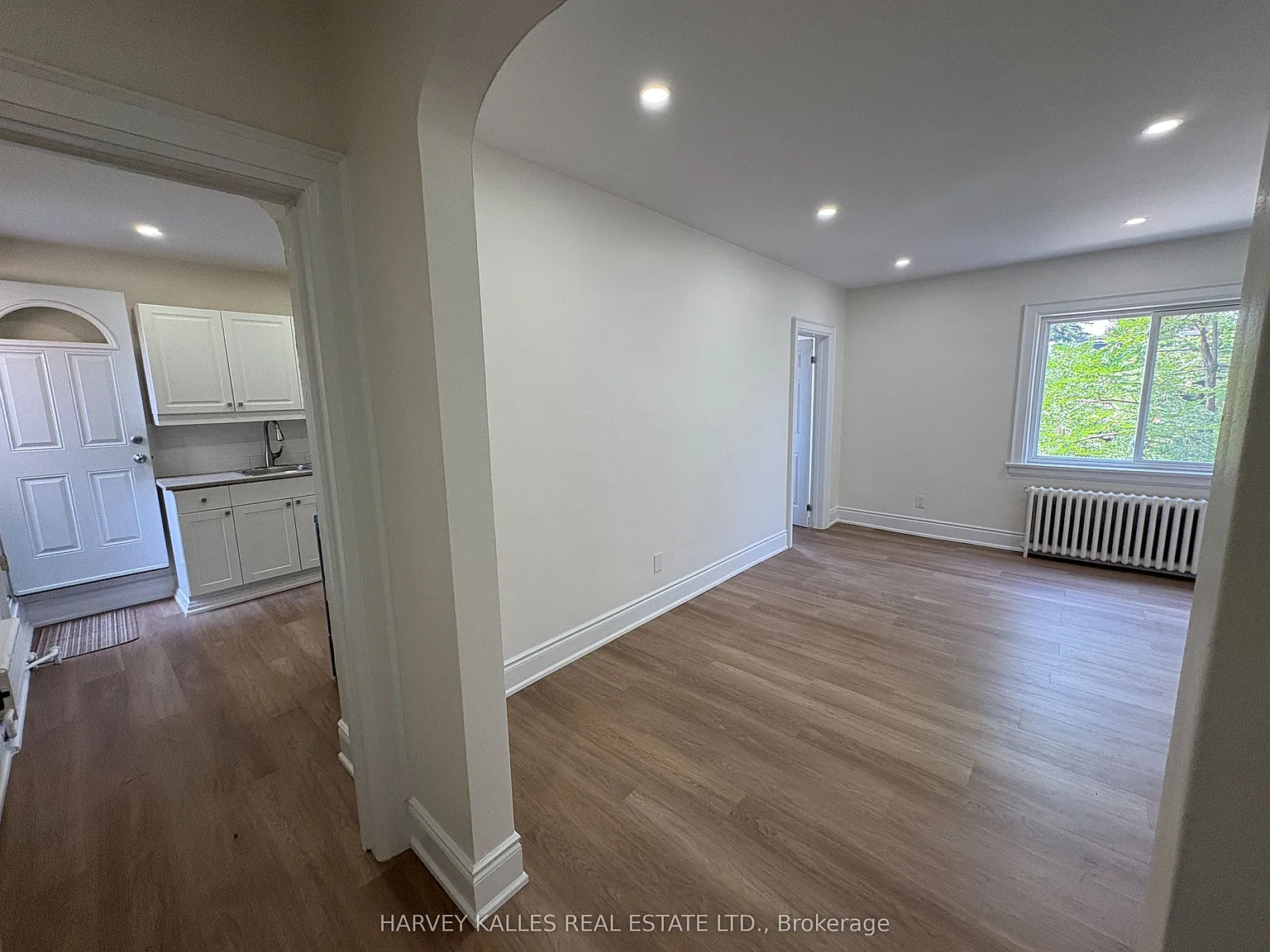 2 bed, $2,395 — Photo 4