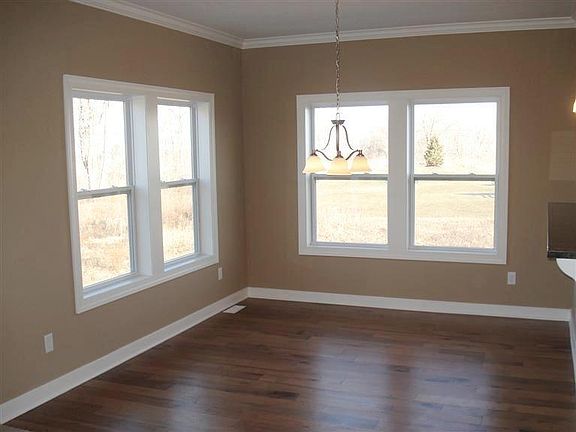4th image of 8637 Shore Way Dr