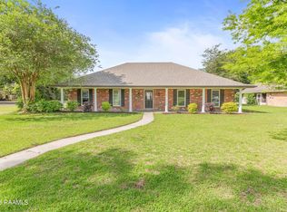 210 Chastant Blvd, Lafayette, LA 70508