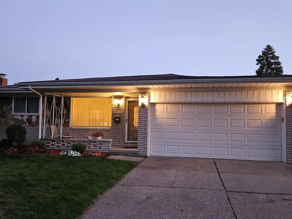 25317 Koths St, Taylor, MI 48180
