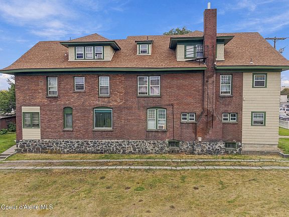 4th image of 1414 N Lincoln St