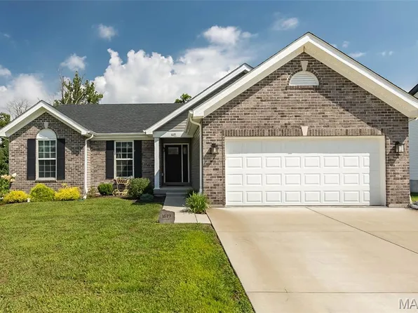 1619 Westlake Ct, Pacific, MO 63069