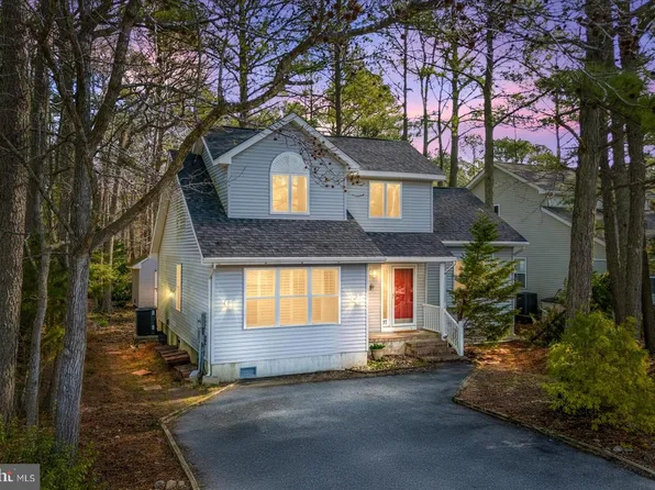 37 Watertown Rd, Ocean Pines, MD 21811