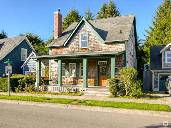 157 Meriweather Street, Pacific Beach, WA 98571