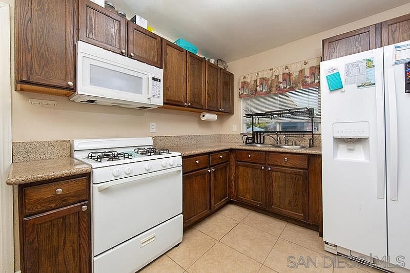 1st image of 773 W Washington Ave