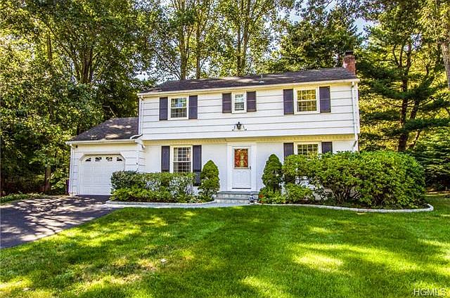 1st image of 16 Dwight Ln