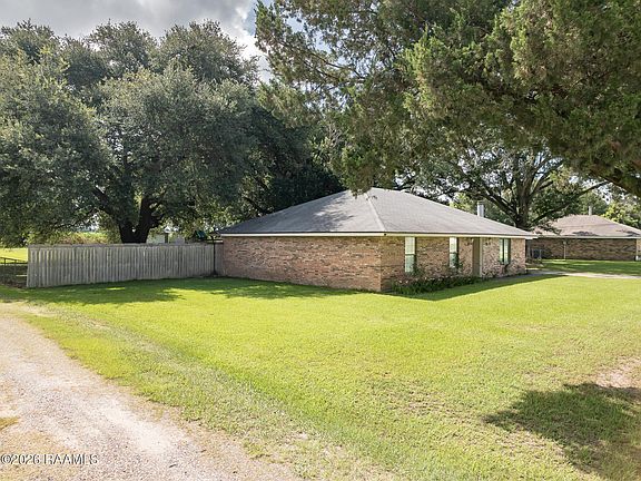 3rd image of 167 Bayou Teche Subdivision Rd