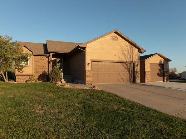 12230 E Ayesbury Ct, Wichita, KS 67226