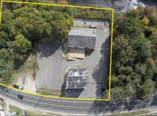 863 And #917-919, Riverhead, NY 11901