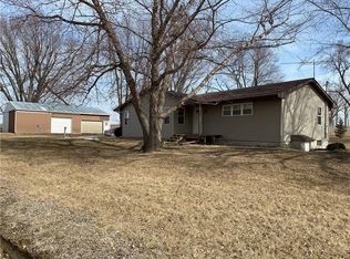 215 Market St, Leighton, IA 50143