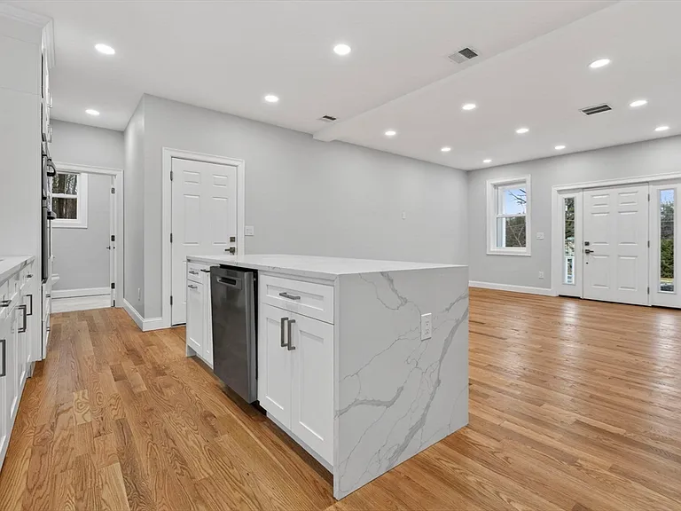 72 Westborough Rd #1 — Photo 10