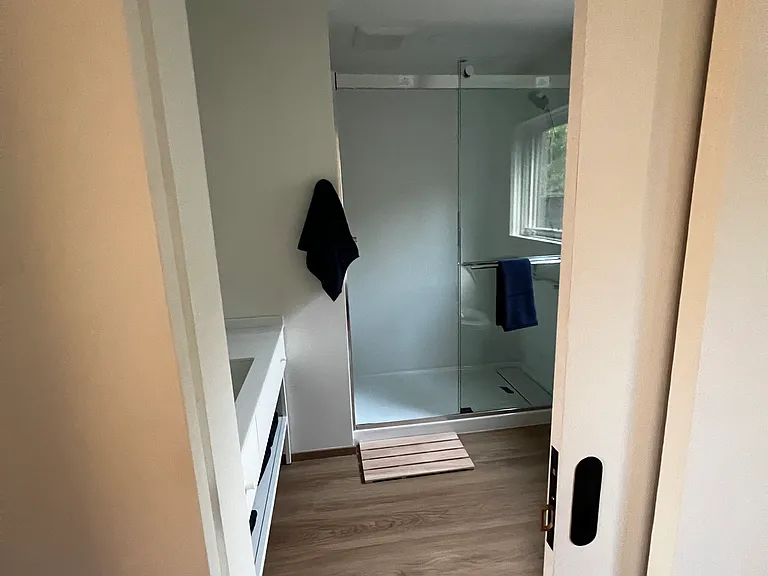 3331 Cattaraugus Ave — Photo 11