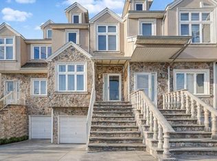 16 Colon Ave, Staten Island, NY 10308