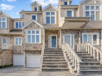16 Colon Ave, Staten Island, NY, 10308