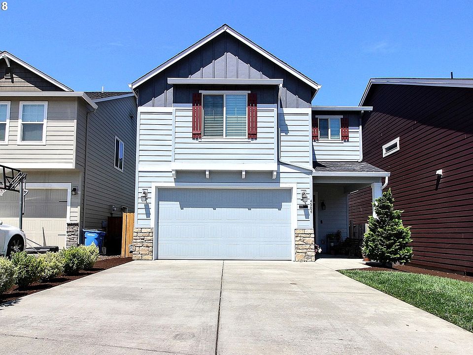 1st image of 4504 NE 93rd St