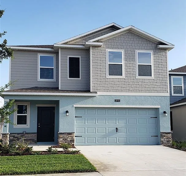 3910 Amers Loop — Photo 1